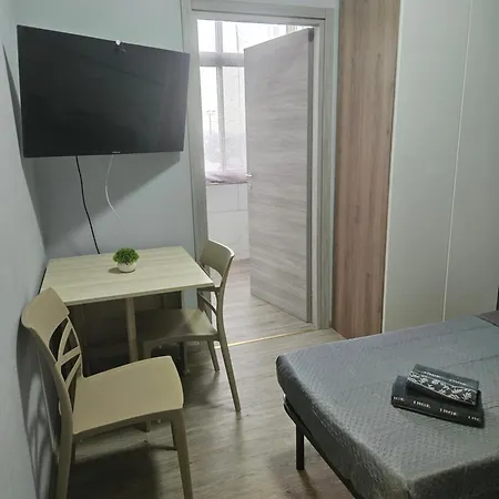 Oasi Del Sole Regina בית הארחה 3*