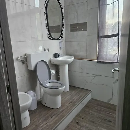 Oasi Del Sole Regina בית הארחה 3*